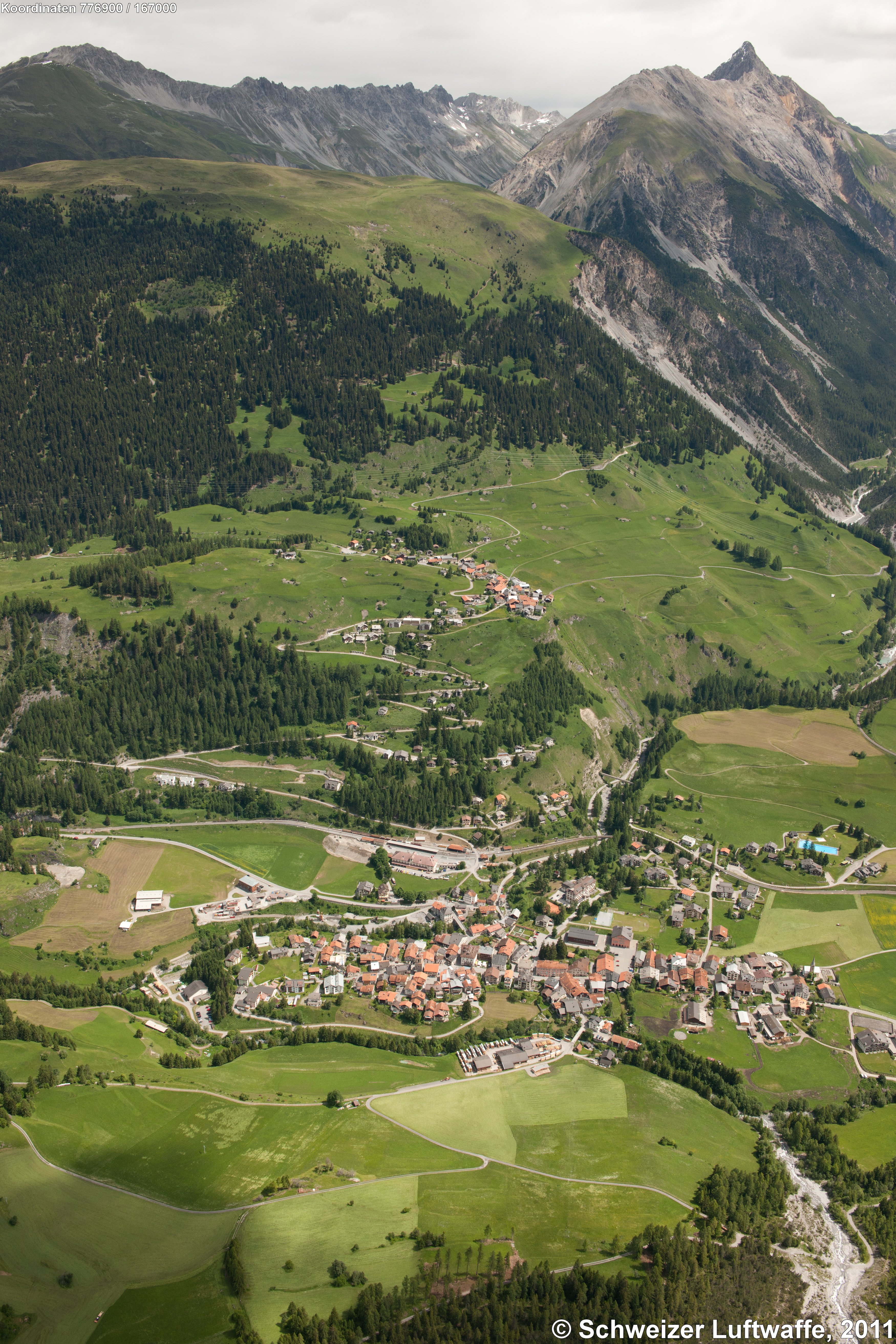 Bergün (Bravuogn), Latsch im Albula-Tal